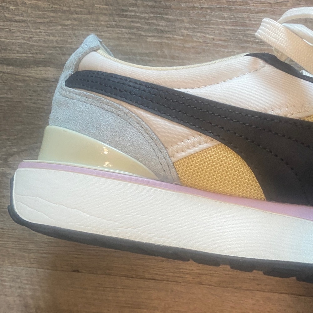 Puma Rétro Runners Sneakers - Picture 8 of 13